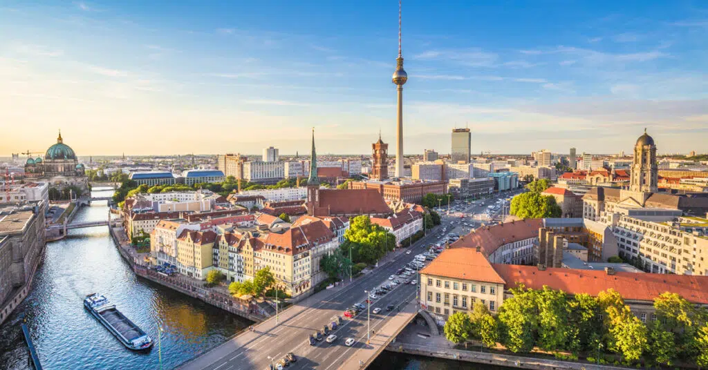  Should Investors Underweight Euro Area Equities Given Trade Wars, Elections, and the Weak Growth Outlook? Featured Image